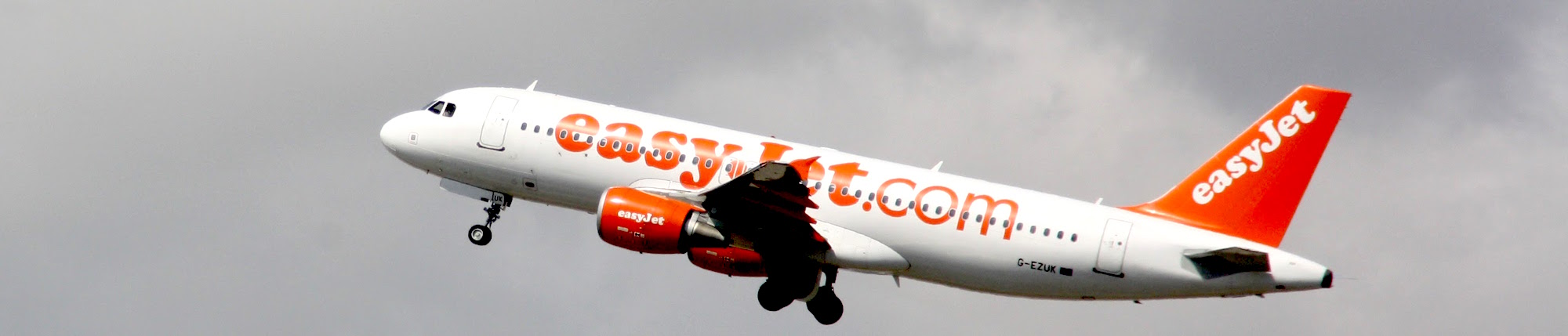 Best time to book flights for Barcelona (BCN) to Liverpool (LPL) flights with EasyJet at AirHint